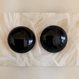 Full black ⚫️  earrings!